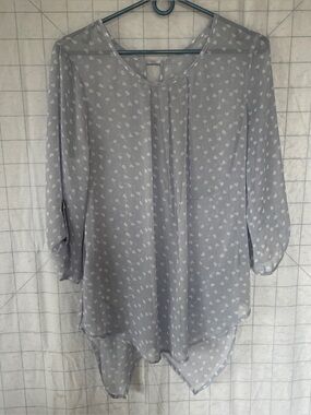 Light Blue Heart Print sheer chiffon hi-low wrap back Top size M